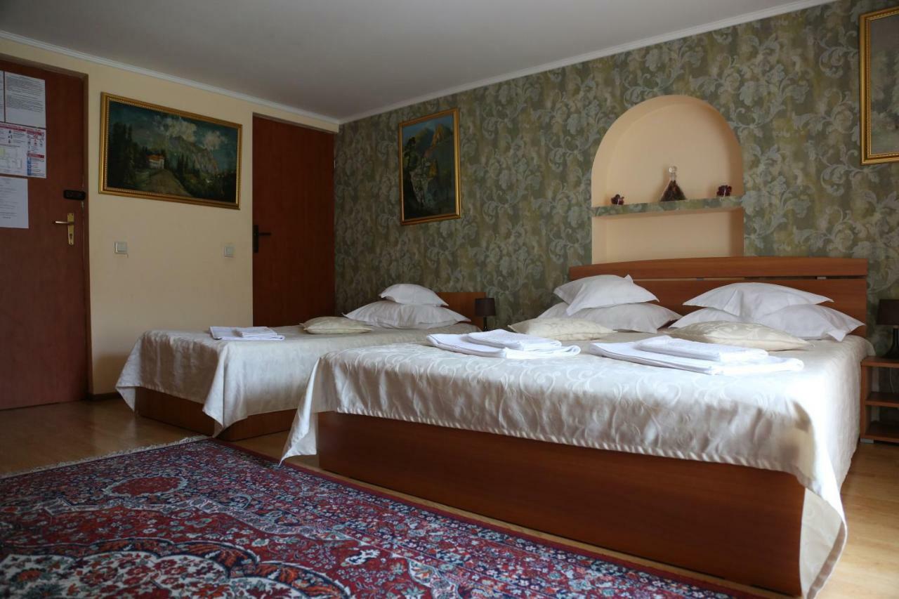 New Aosta Garden Hotel Sinaia Eksteriør billede