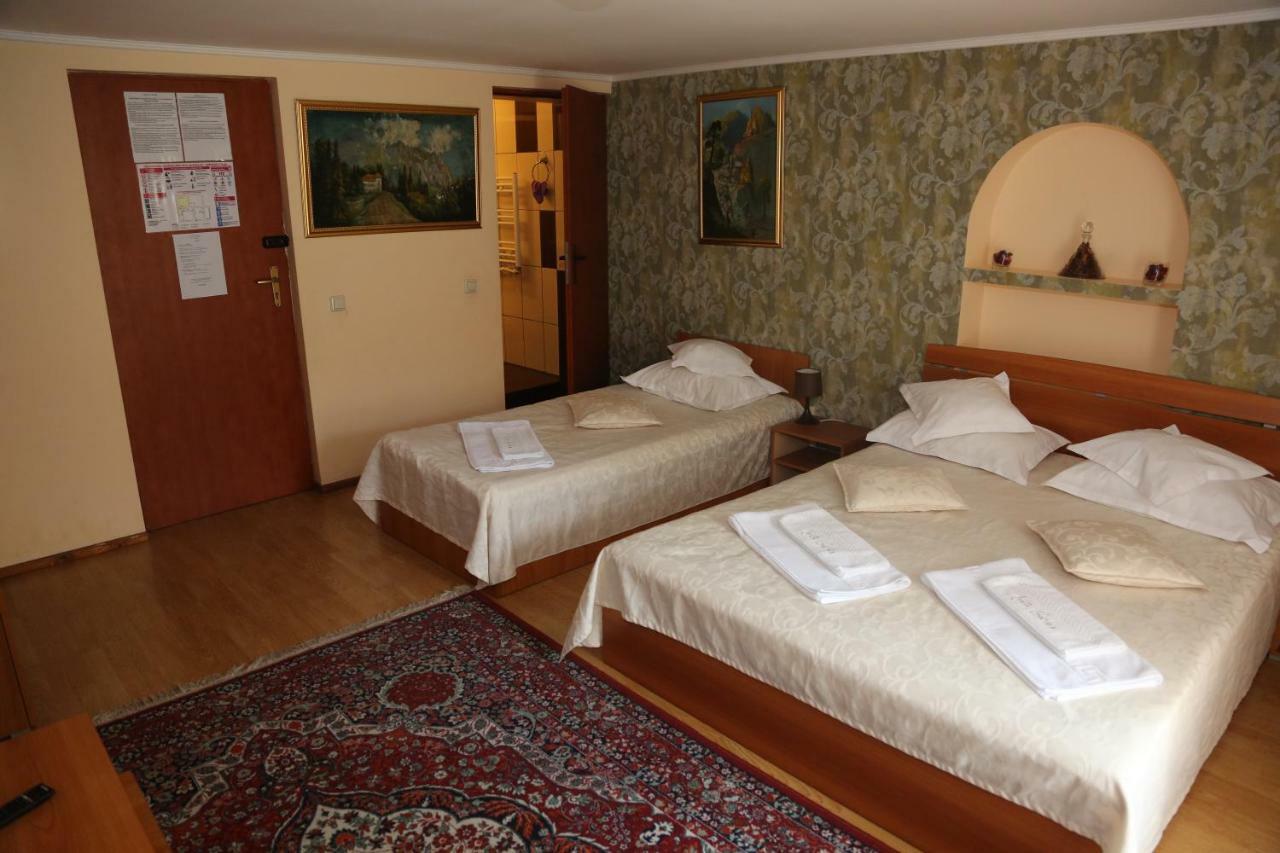 New Aosta Garden Hotel Sinaia Eksteriør billede