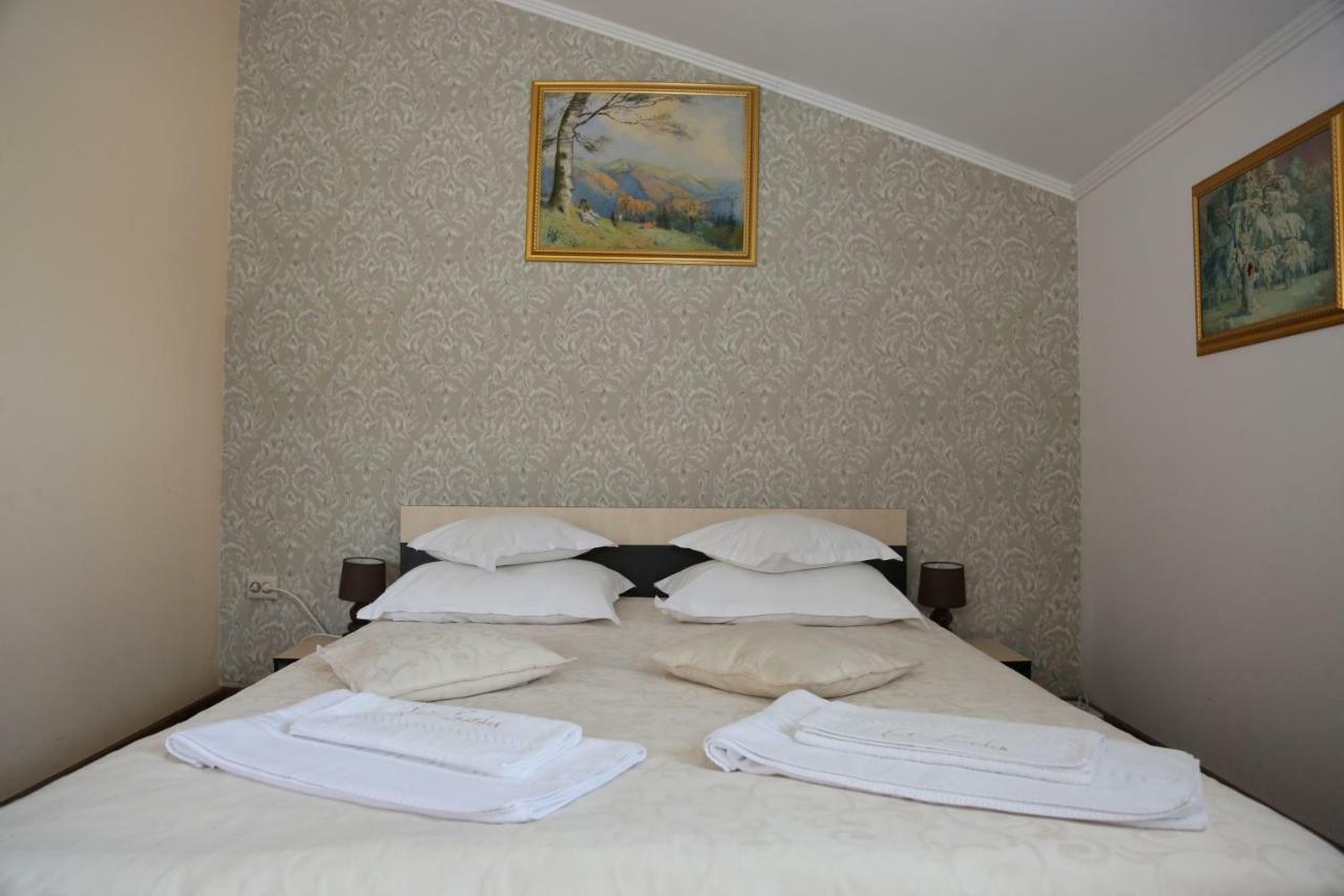 New Aosta Garden Hotel Sinaia Eksteriør billede