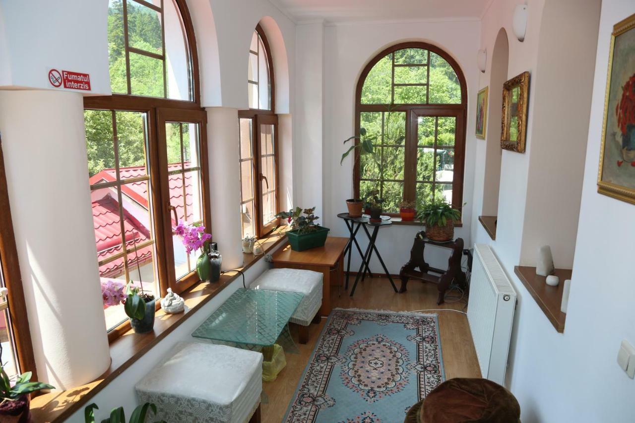 New Aosta Garden Hotel Sinaia Eksteriør billede